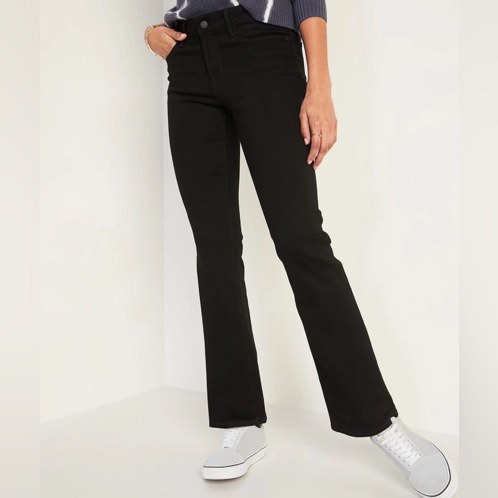 Old Navy High-Waisted Kicker Boot-Cut Black Jeans EUC